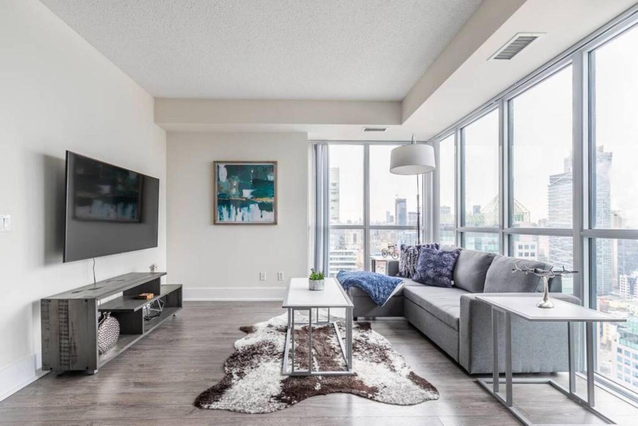 Stunning Views Of Downtown - Luxury High Rise With King Bed! Villa Toronto Dış mekan fotoğraf