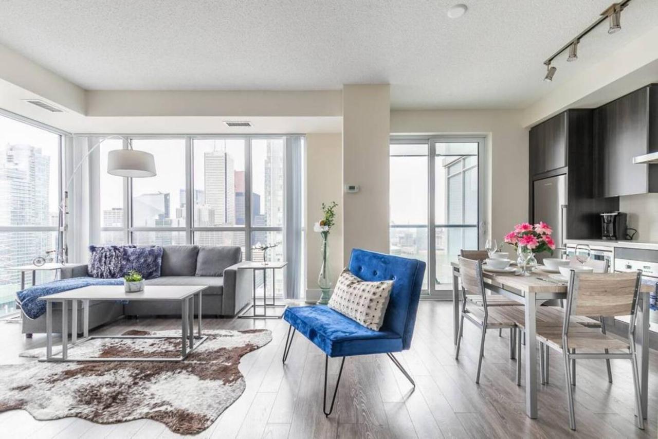 Stunning Views Of Downtown - Luxury High Rise With King Bed! Villa Toronto Dış mekan fotoğraf