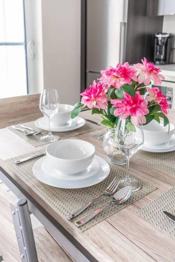 Stunning Views Of Downtown - Luxury High Rise With King Bed! Villa Toronto Dış mekan fotoğraf